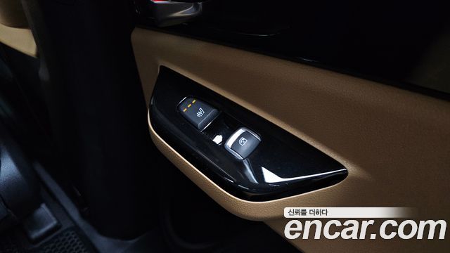 Kia Canival 2023 — photo 27