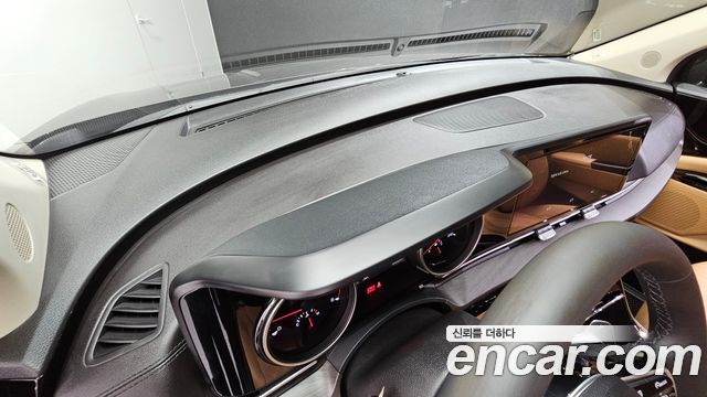 Kia Canival 2023 — photo 30