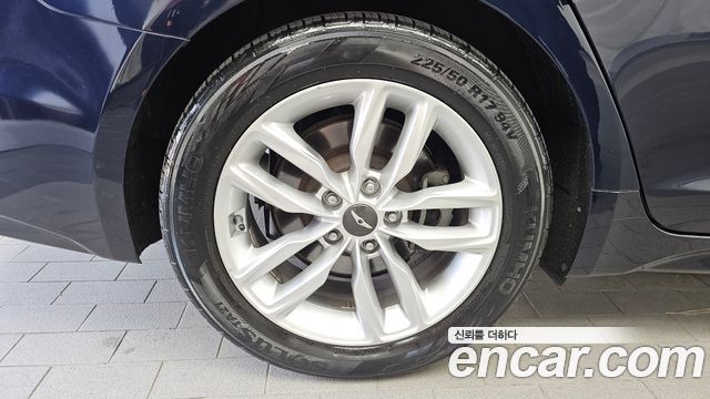 Genesis G70 2018 — photo 5