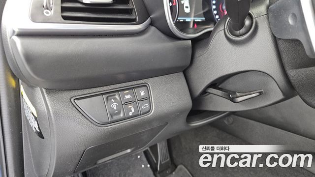 Genesis G70 2018 — photo 22