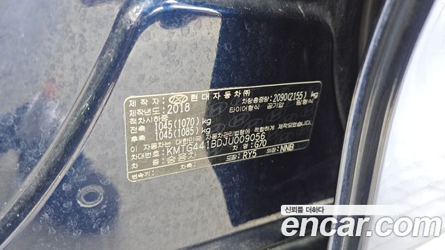 Genesis G70 2018 — photo 16