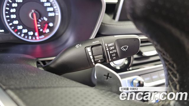 Genesis G70 2018 — photo 29