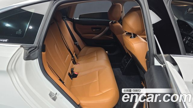 BMW 4-Series 2020 — photo 17
