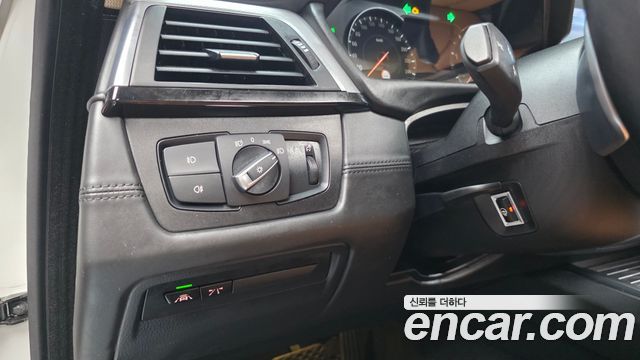 BMW 4-Series 2020 — photo 22