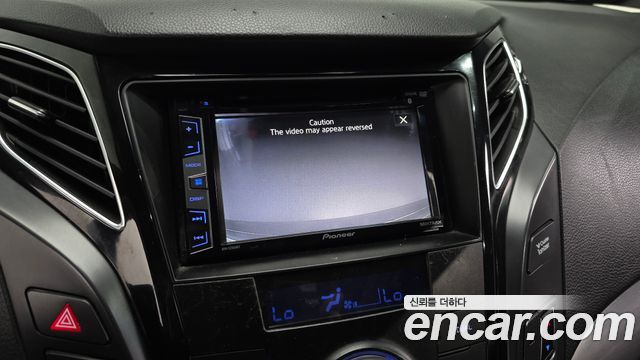 Hyundai i40 2012 — photo 22