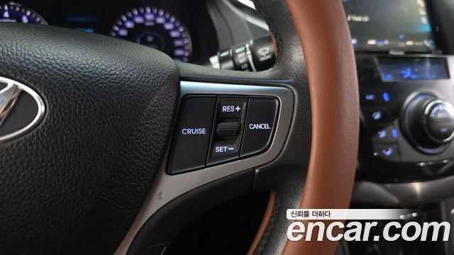 Hyundai i40 2012 — photo 25