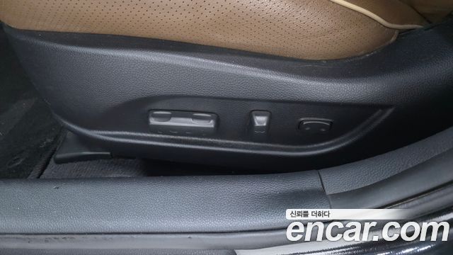 Hyundai i40 2012 — photo 28