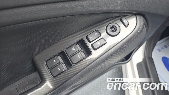 Kia K5 2013 — photo 13