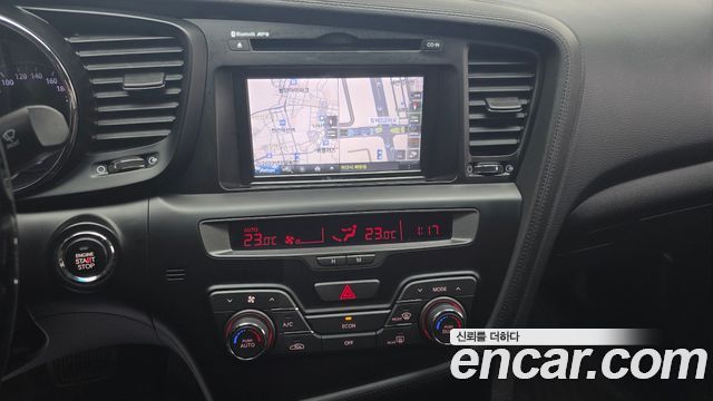 Kia K5 2013 — photo 17