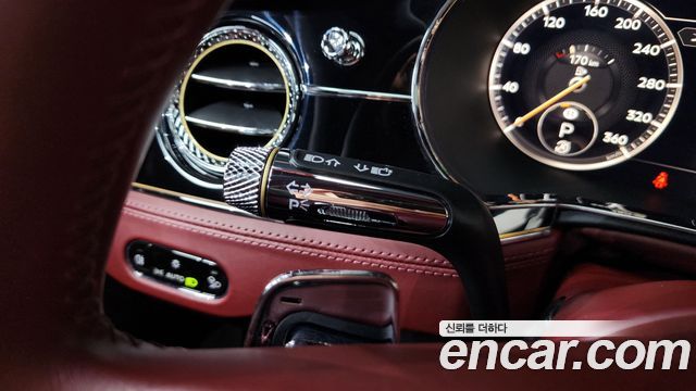 Bentley Continental 2020 — photo 30