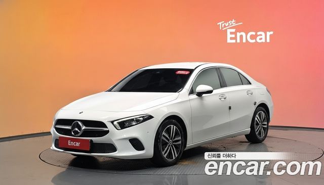 Mercedes-Benz A-Class 2022 — photo 1