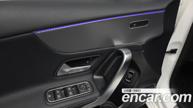 Mercedes-Benz A-Class 2022 — photo 29