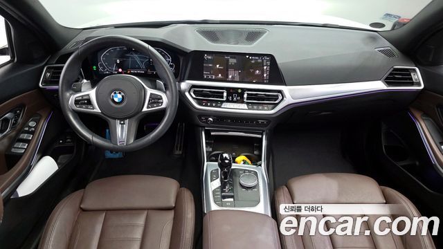 BMW 3-Series 2021 — photo 10
