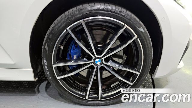 BMW 3-Series 2021 — photo 7
