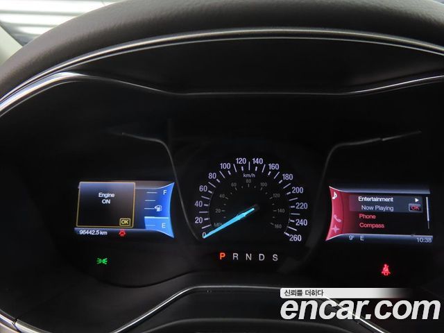 Ford Fusion 2014 — photo 9