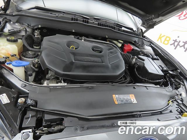 Ford Fusion 2014 — photo 19