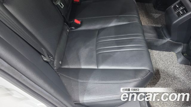 Honda Accord 2019 — photo 16