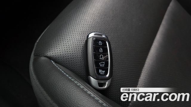 Hyundai Kona 2023 — photo 28