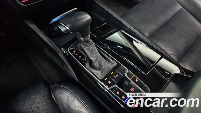 Kia K7 2016 — photo 9