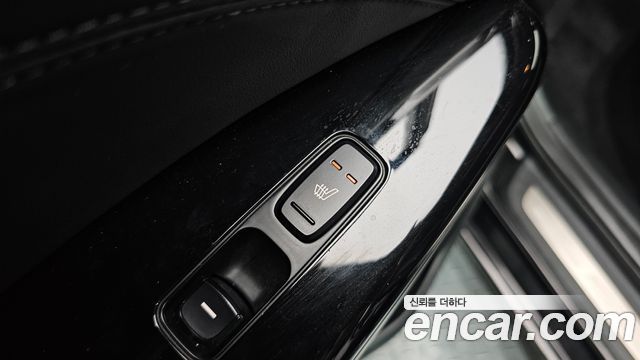 Kia K7 2016 — photo 13