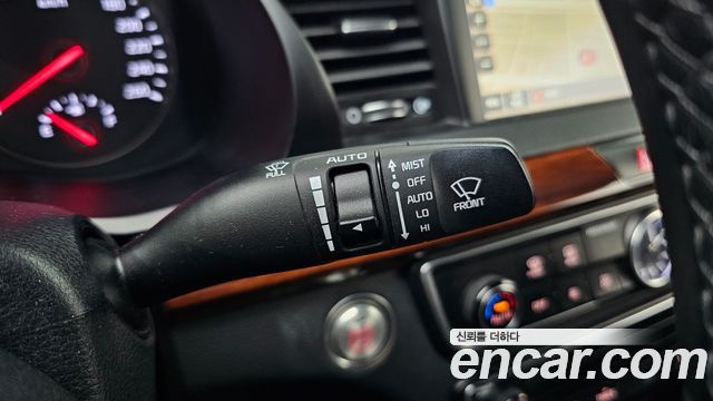 Kia K7 2016 — photo 20