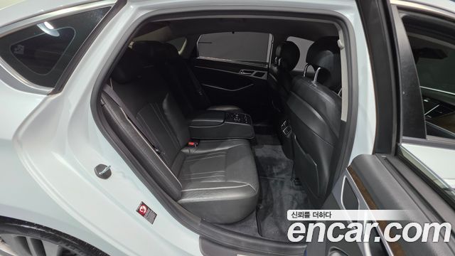 Hyundai Genesis 2016 — photo 18