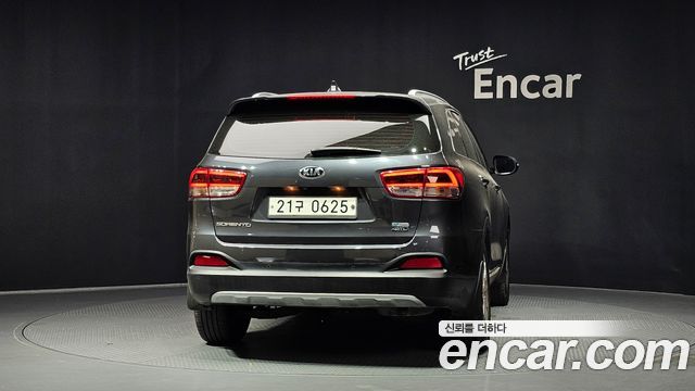 Kia Sorento 2016 — photo 4