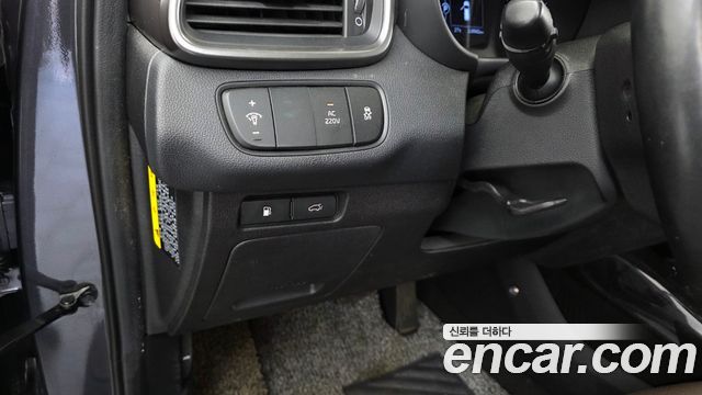 Kia Sorento 2016 — photo 17