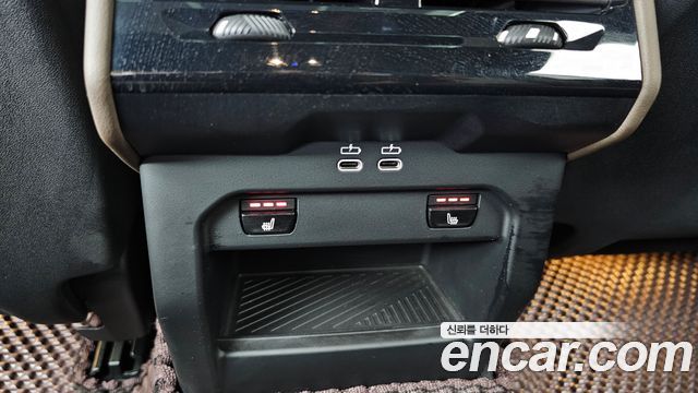 BMW 5-Series 2024 — photo 19