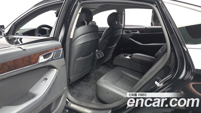 Hyundai Genesis 2015 — photo 16