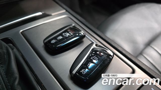 Hyundai Genesis 2015 — photo 28