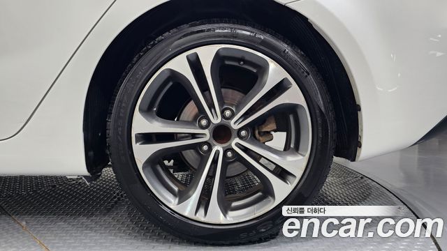 Kia K3 2013 — photo 7