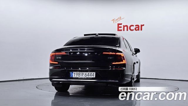 Volvo S90 2022 — photo 4