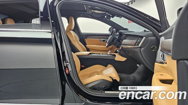 Volvo S90 2022 — photo 16