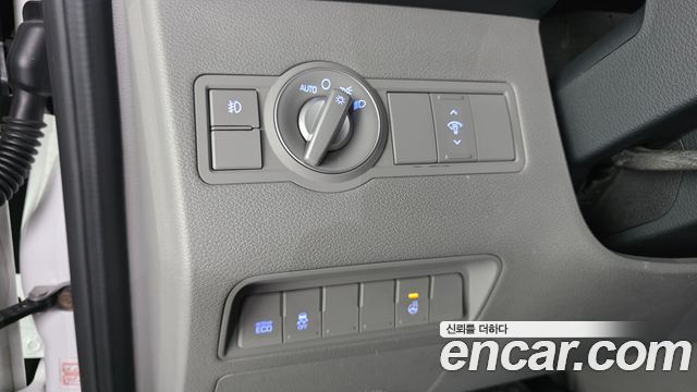 Hyundai Solati 2018 — photo 12