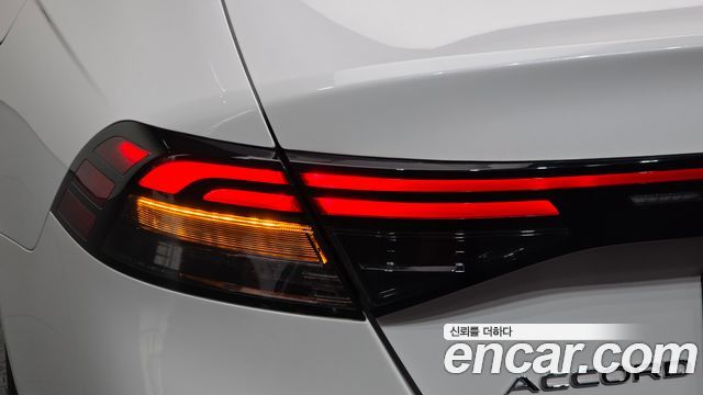 Honda Accord 2024 — photo 9