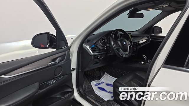 BMW X5 2015 — photo 10