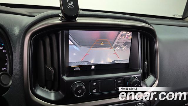 Chevrolet Korea Colorado 2022 — photo 15