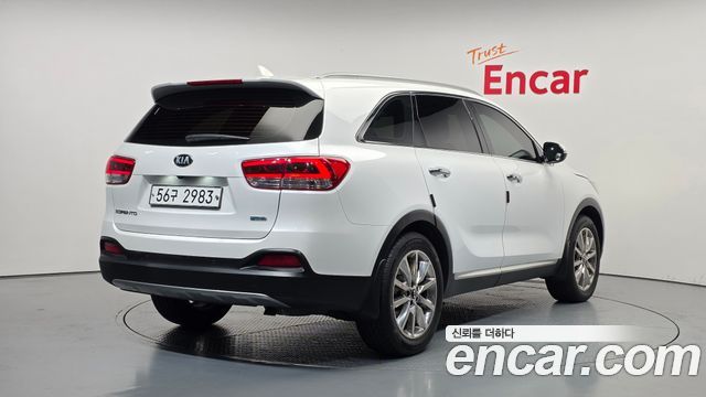 Kia Sorento 2017 — photo 2