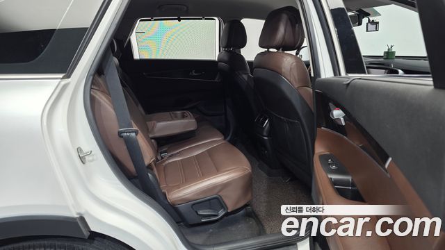 Kia Sorento 2017 — photo 12