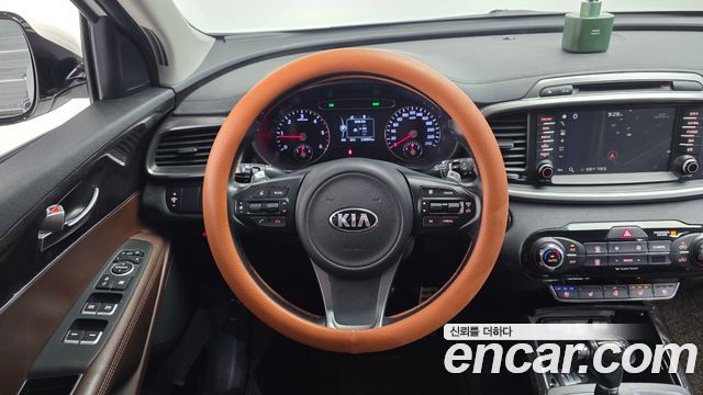 Kia Sorento 2017 — photo 13