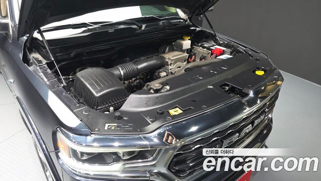 Dodge Ram Pick Up 2020 — photo 6