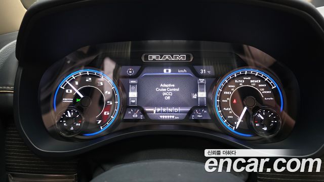 Dodge Ram Pick Up 2020 — photo 8