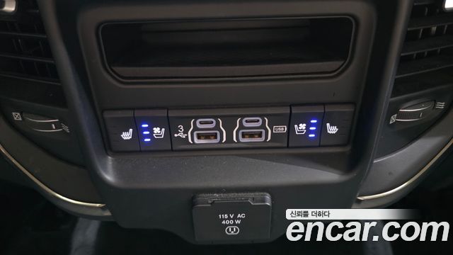 Dodge Ram Pick Up 2020 — photo 19