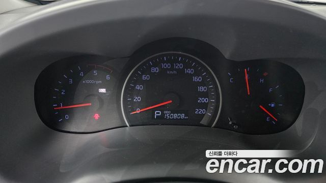 Kia Canival 2013 — photo 11