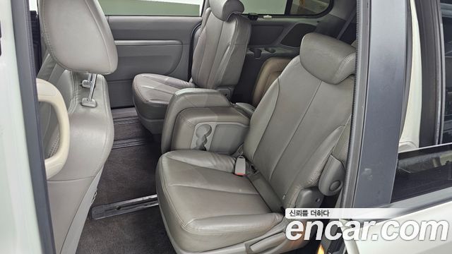 Kia Canival 2013 — photo 18