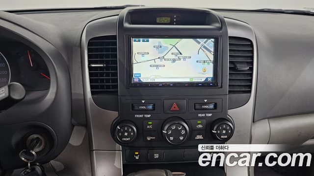 Kia Canival 2013 — photo 20