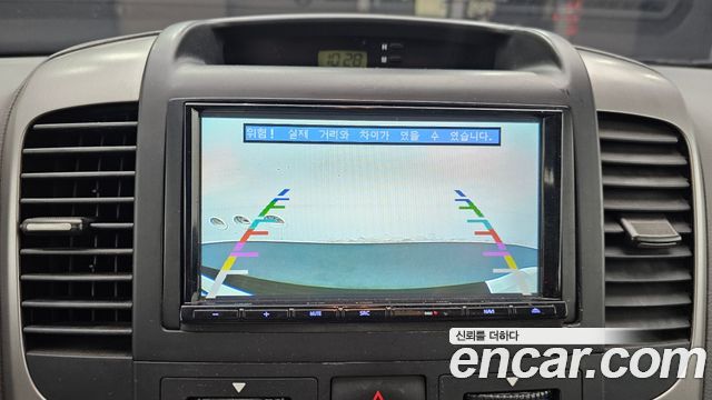 Kia Canival 2013 — photo 21