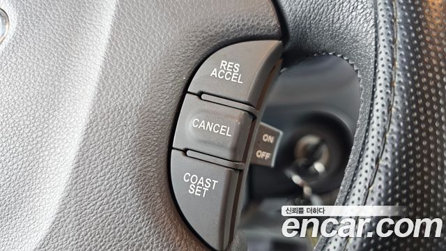 Kia Canival 2013 — photo 22