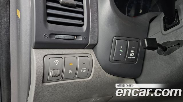 Kia Canival 2013 — photo 23